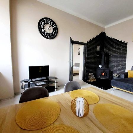 Cozy 2 Room Apartment In The Oldtown Of Klaipėda Exterior foto